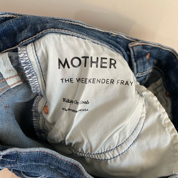 Mother The Weekender Fray Jeans - Walking On Coals - Size 24 - Picture 8 of 16